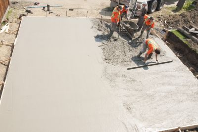 Local Yard Concrete Installation pros at work